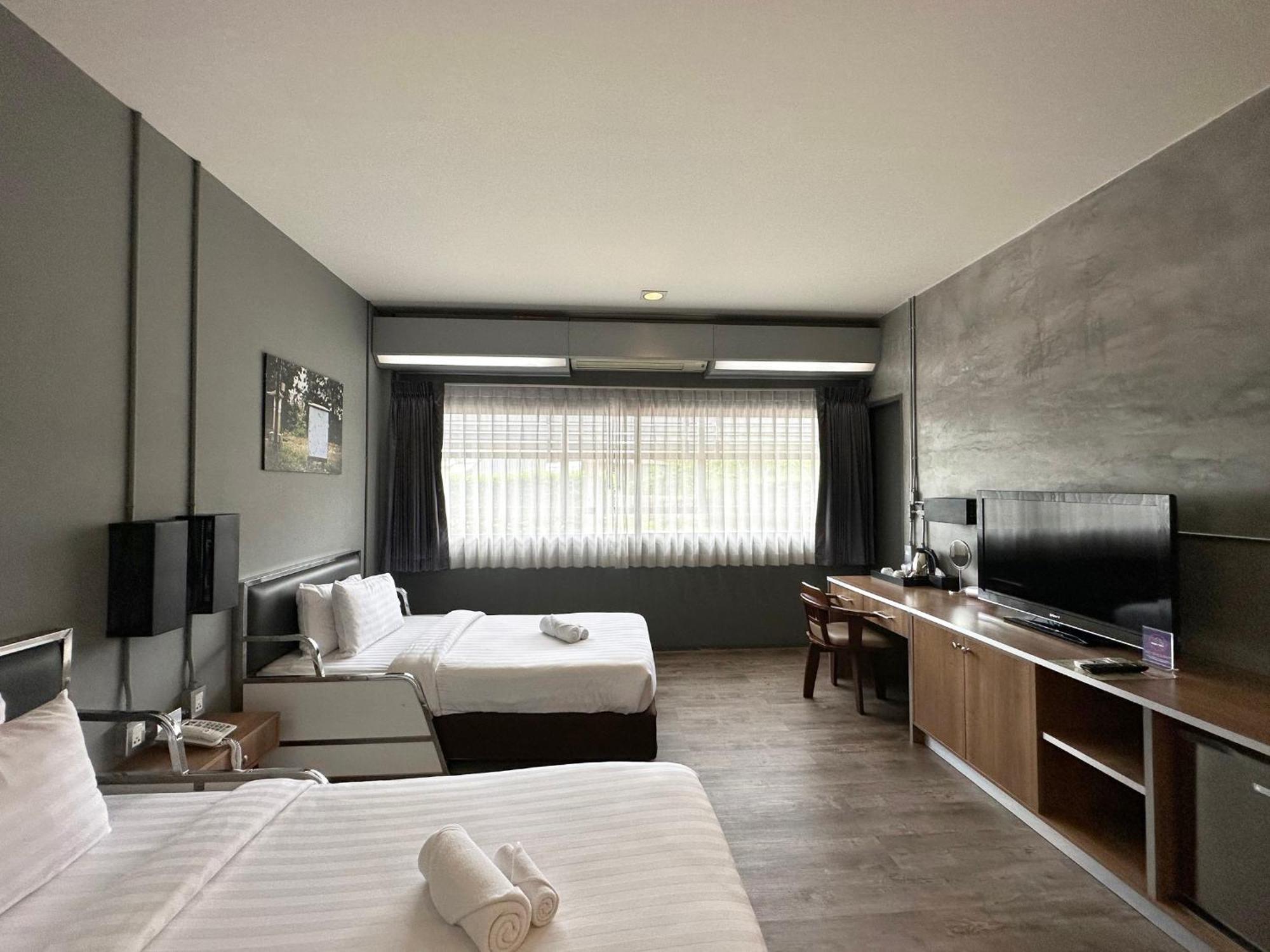 The Terminal Khon Kaen Hotel Екстер'єр фото